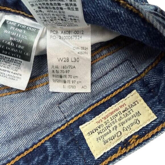 LEVI'S Premium Ribcage Wide Leg Women's Jeans Size 28 Polar Permiter Dark Wash - Picture 7 of 10